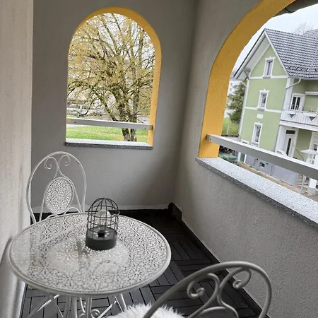 Villa19hundert5 Moderne In Zentraler Lage Appartamento Lindenberg im Allgäu